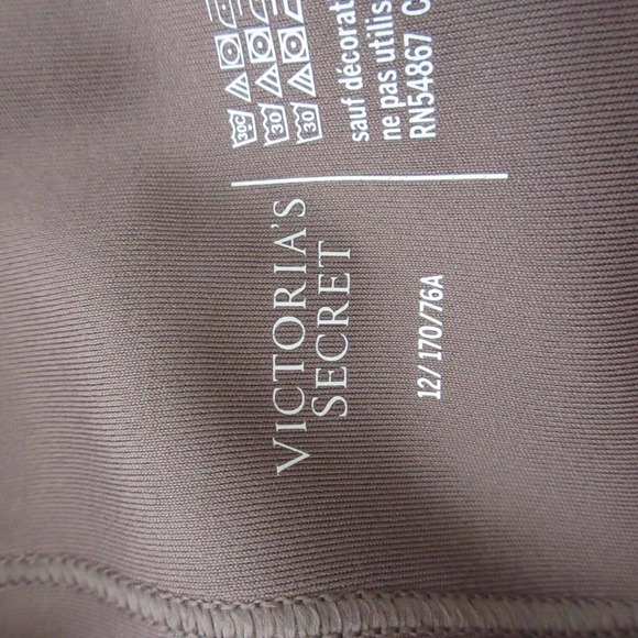 Victoria Secret Cross Front Leggings - Picture 7 of 13